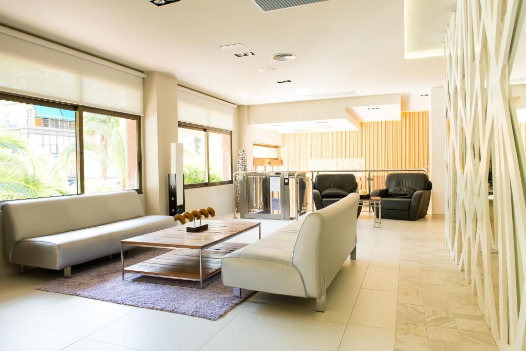 Hotel Melina - 3