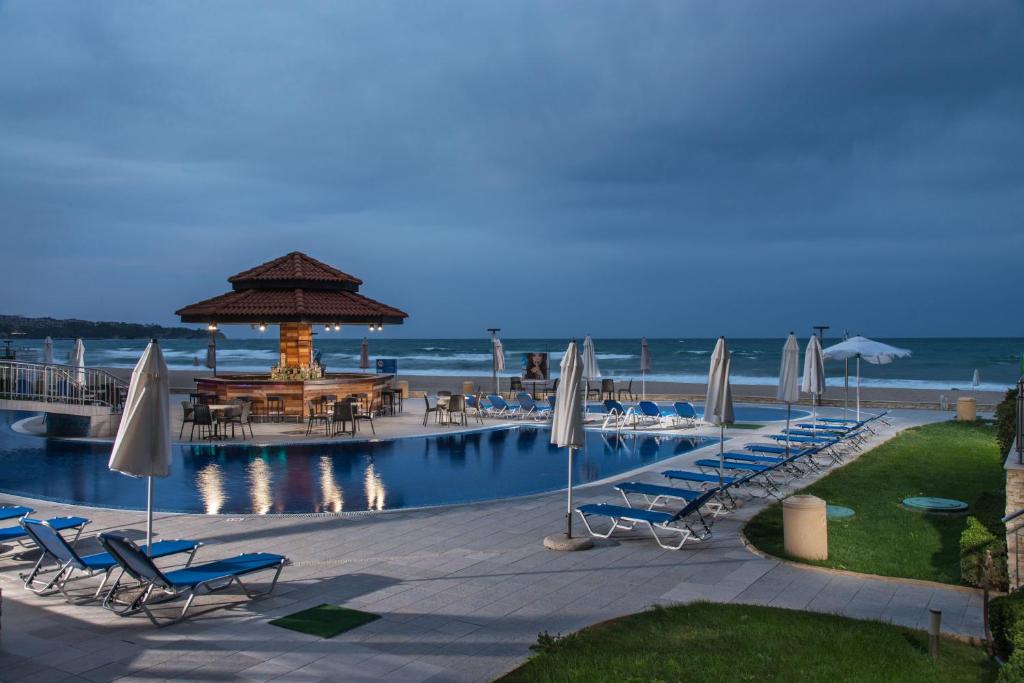 Obzor Beach Resort — Basen in Obzor, Region Burgas