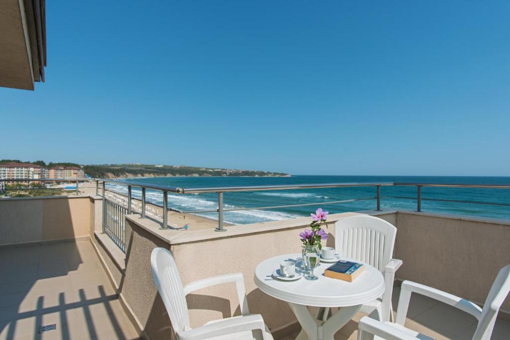 Obzor Beach Resort — Plaża in Obzor, Region Burgas