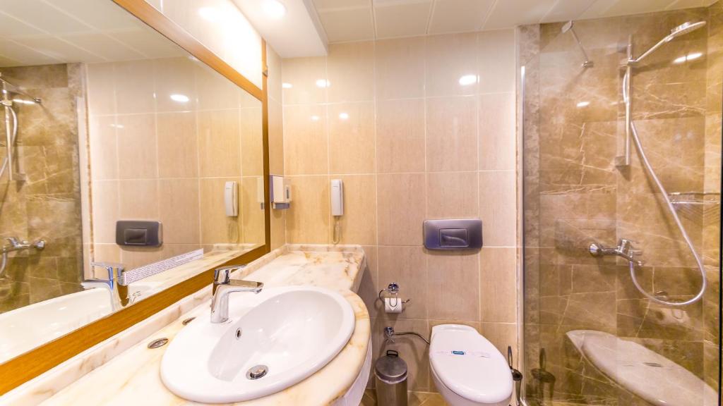 Grand Yazıcı Club Marmaris Palace — Marmaris, Mugla