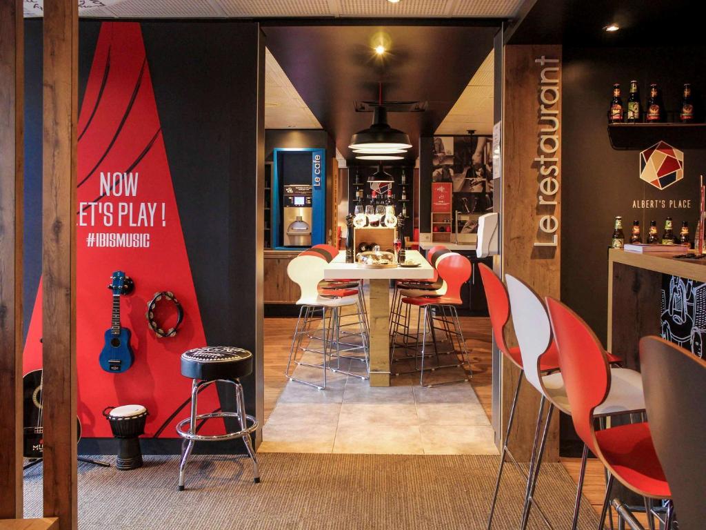 ibis Paris Gennevilliers photo
