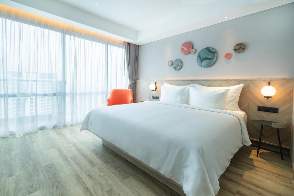 Jakarta HARRIS Suites Puri Mansion Additional