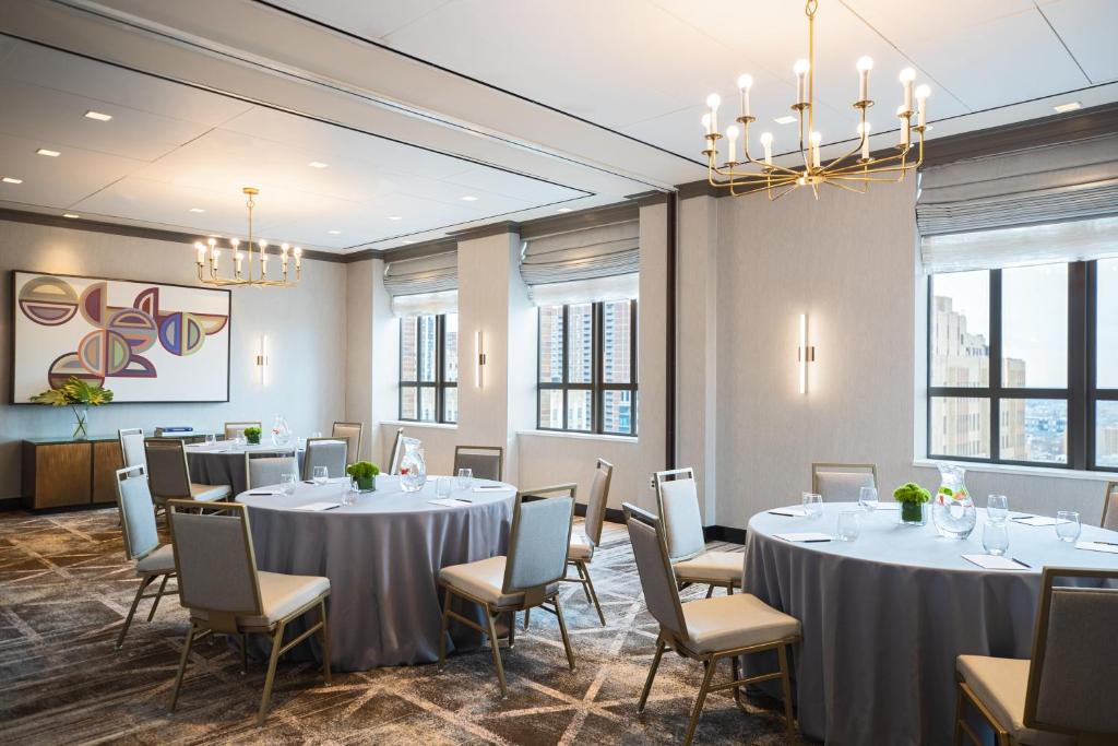 Tárgyalóterem/bálterem