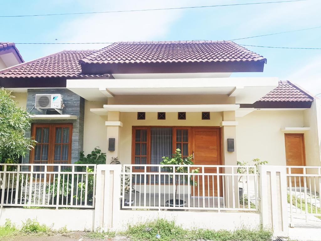 East Maguwoharjo Homestay Jogja Family Only — Hotel in Yogyakarta