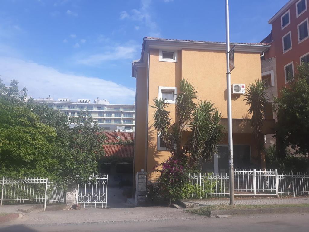 ASTAKOS apartments Budva photo