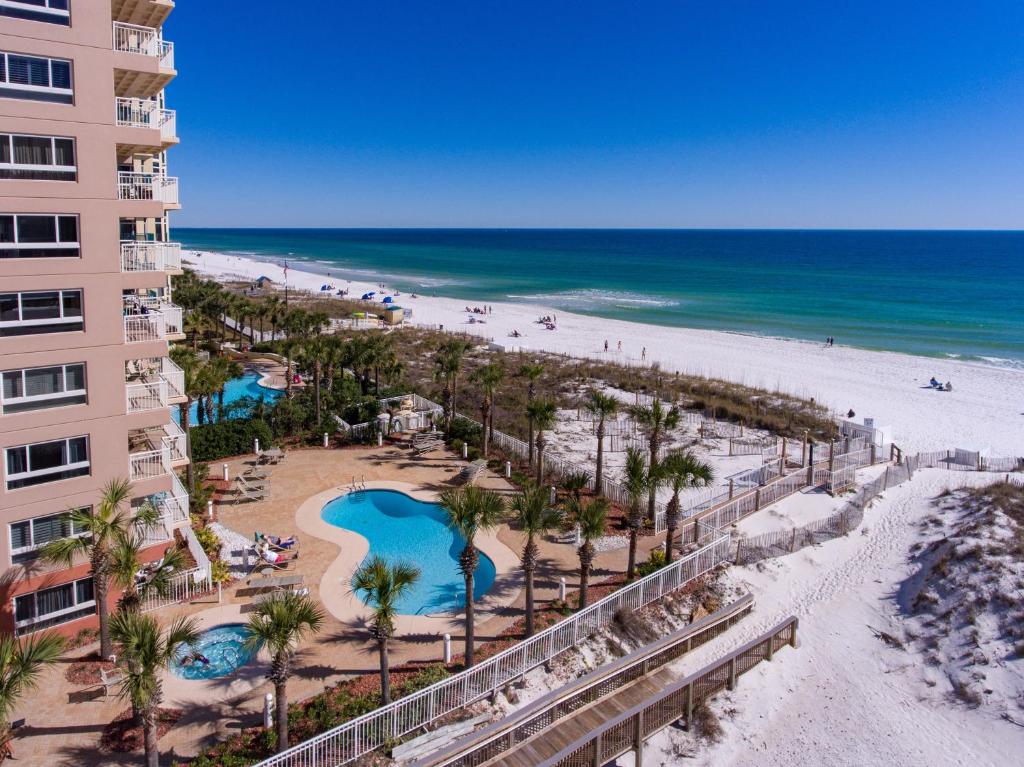 Destin Towers - MIDDLE UNIT ON THE BEACH! photo