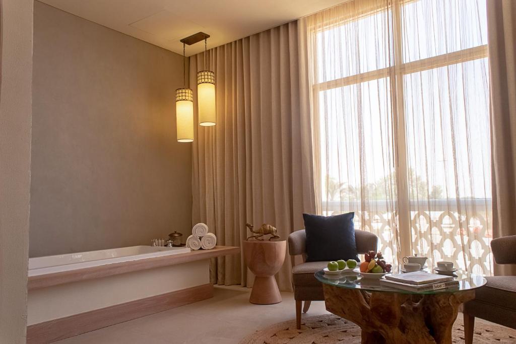 Liwa Hotel photo