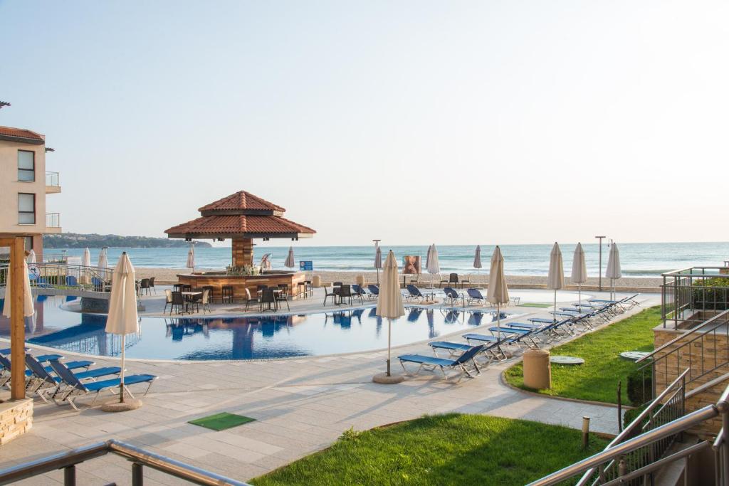 Obzor Beach Resort — Basen in Obzor, Region Burgas