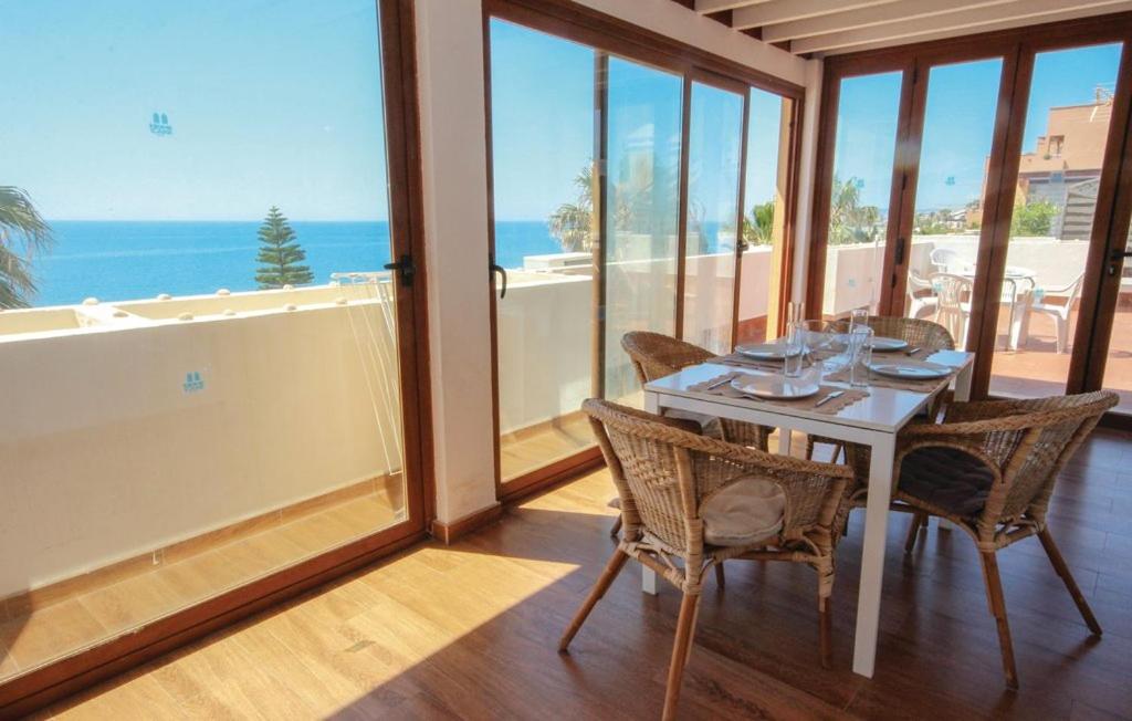 Penthouse on the beachfront - 3