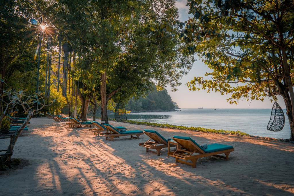 The Mooring Resort photo