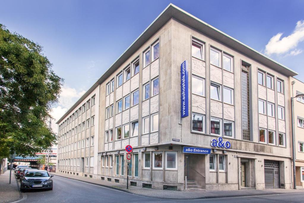 a&o ケルン ハウプトバーンホーフ (a&o Koln Hauptbahnhof) エントランス