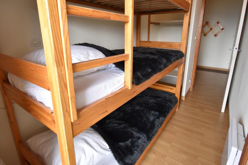 VAUJANYLOCATIONS - Cochette 1 Apt 5 - 5