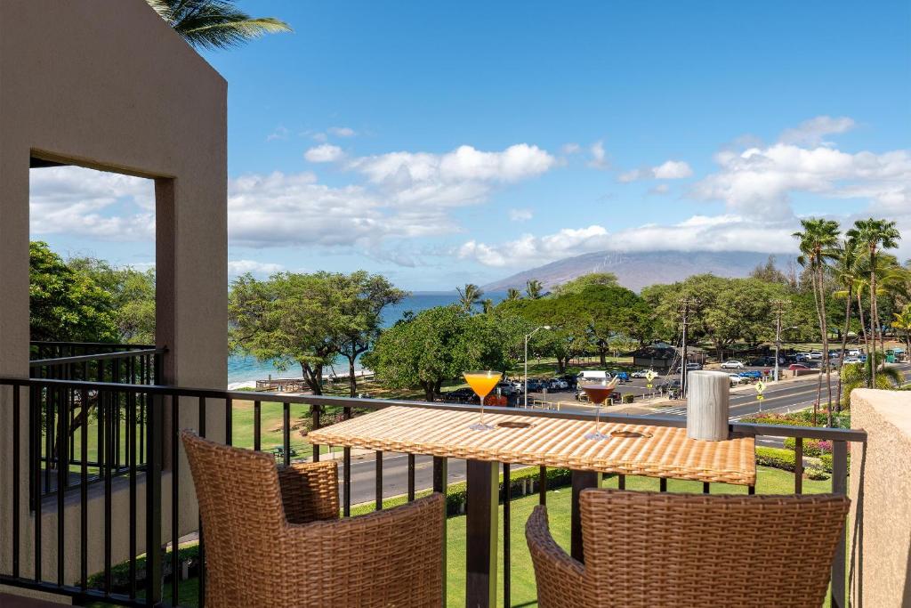 Kamaole Sands 10-403, Split AC, Ocean Views, 2/2, Wailea