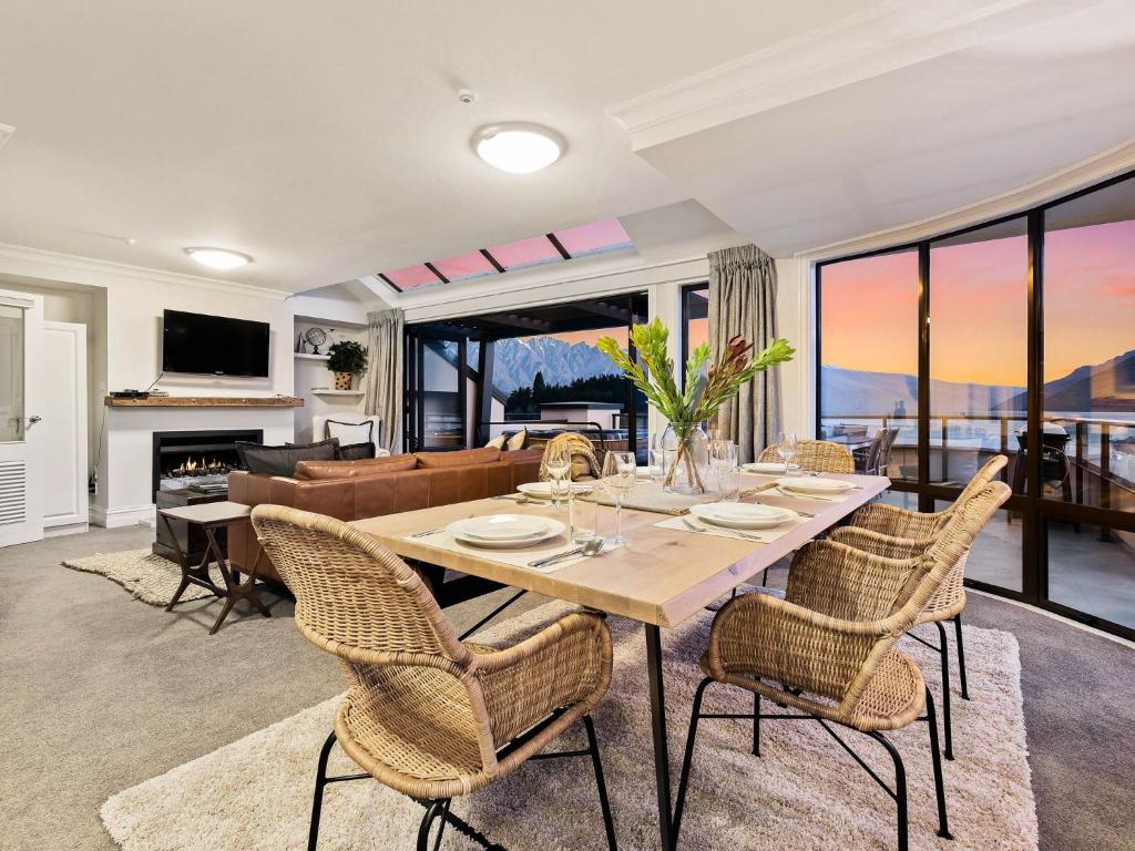 Central Luxury at 408 The Beacon — Hotel in Queenstown