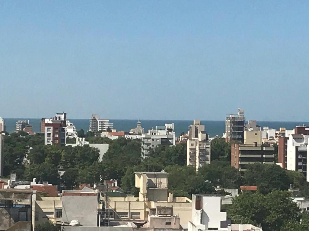 Alquilo Dpto Mar del Plata 4 pax marzo 2026 a 150 mts clínica 25 mayo 700 mts clínica Pueyrredon y Colón X día semana - 3