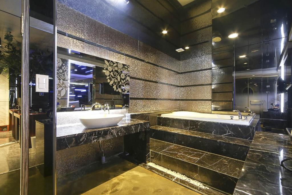 Login Hotel photo