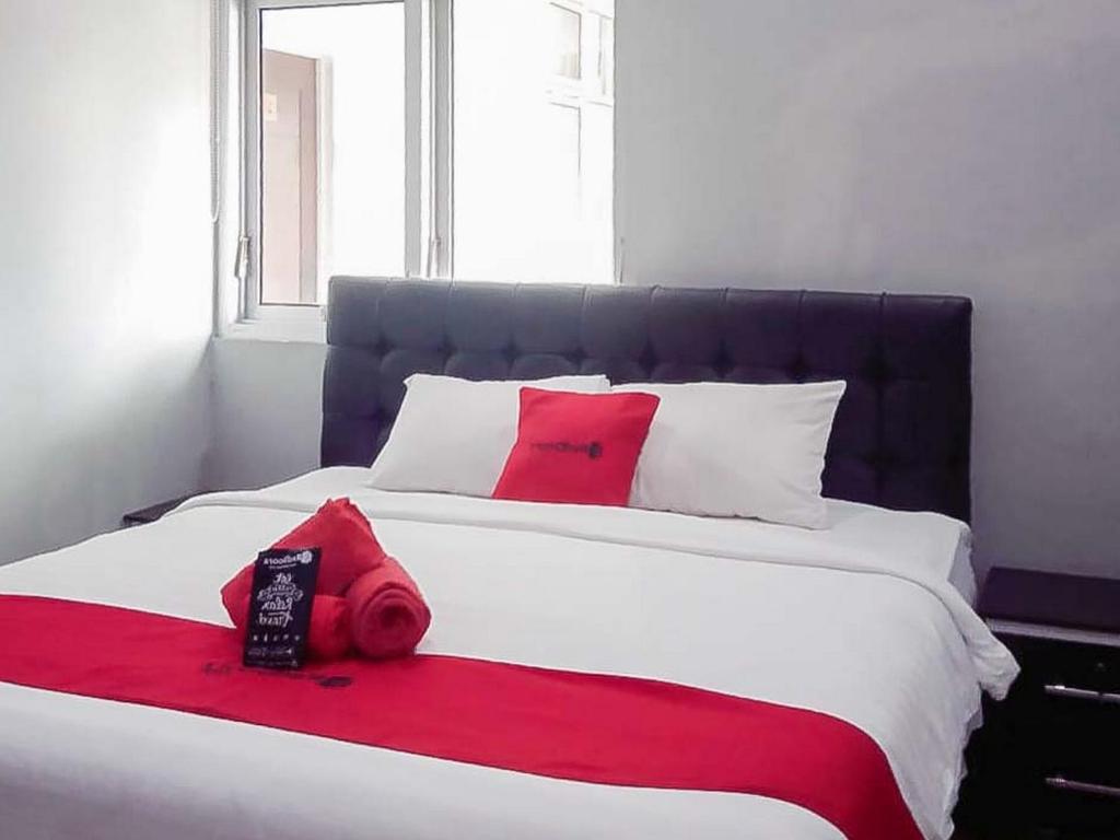 レッドドアーズ ＠ ジャラン ペンディディカン マタラム (RedDoorz @ Jalan Pendidikan Mataram)