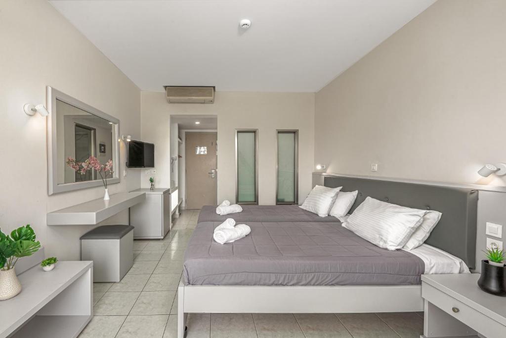 Poseidon Beach Hotel — Hotel rooms in Laganas, Ionian Islands