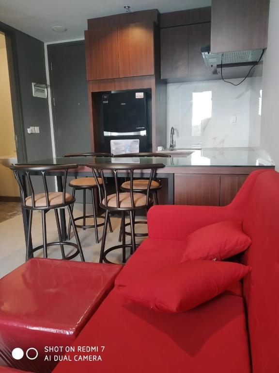 one residence's apartment cityview photo