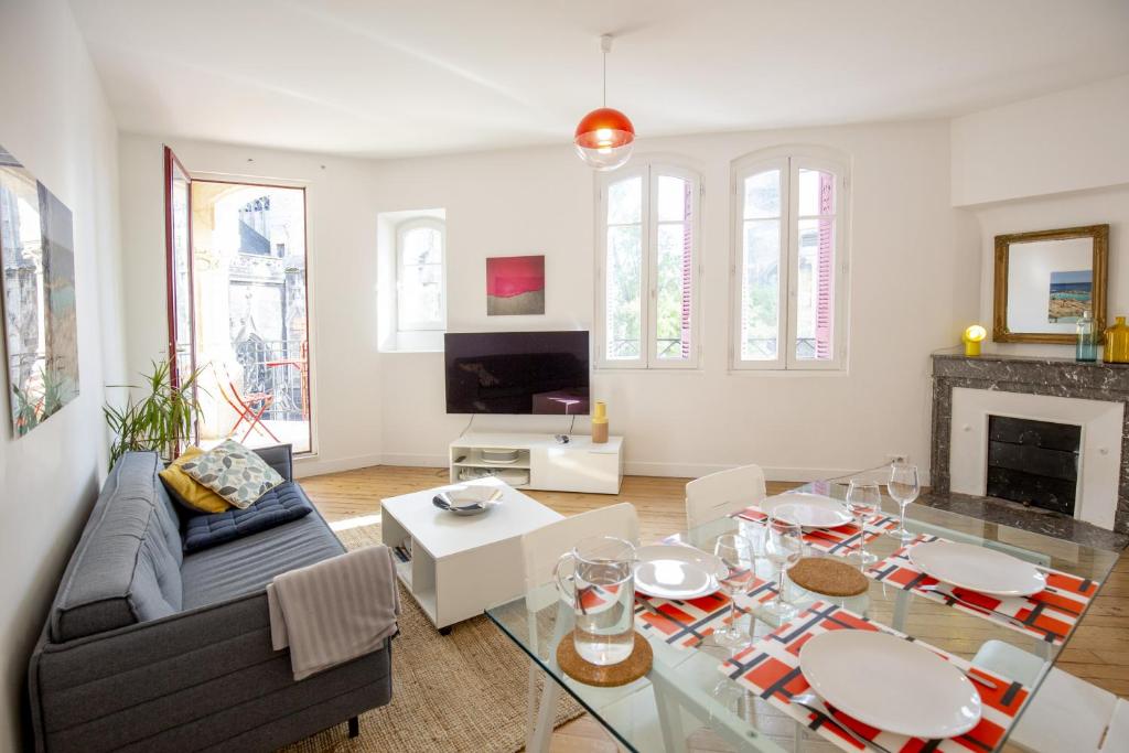 Place Saint Michel Apartment - 3