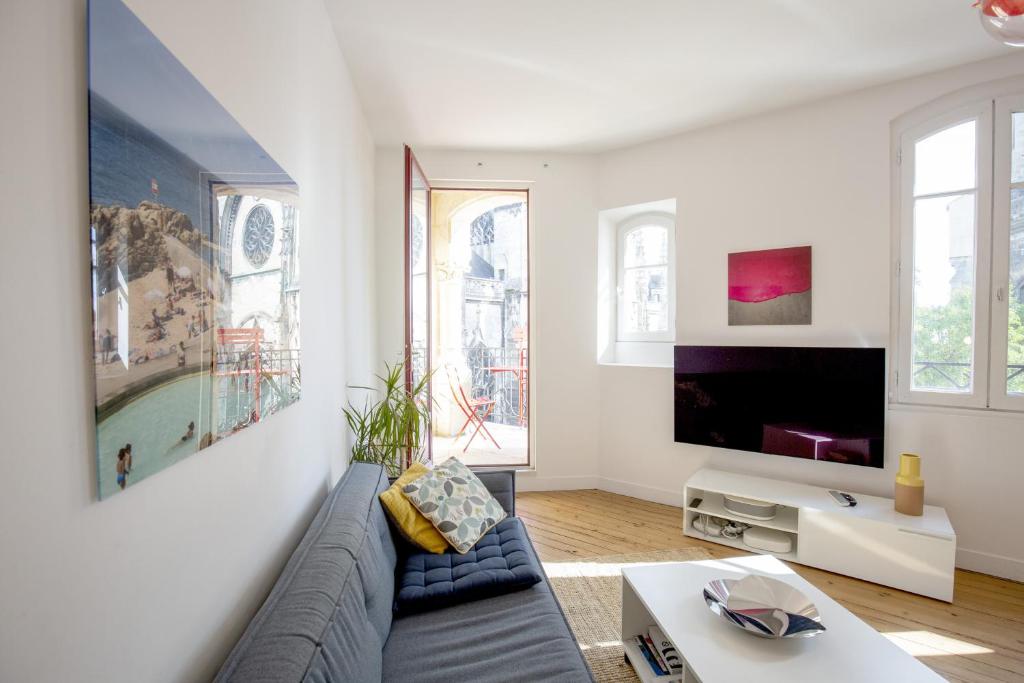 Place Saint Michel Apartment - 4