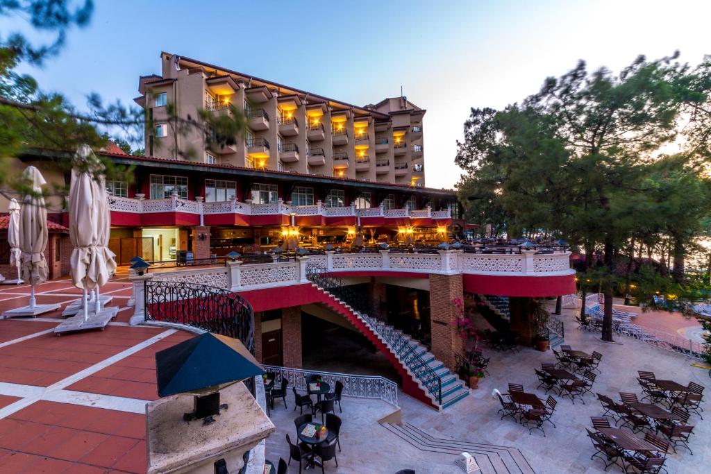 Grand Yazıcı Club Marmaris Palace — Marmaris, Mugla