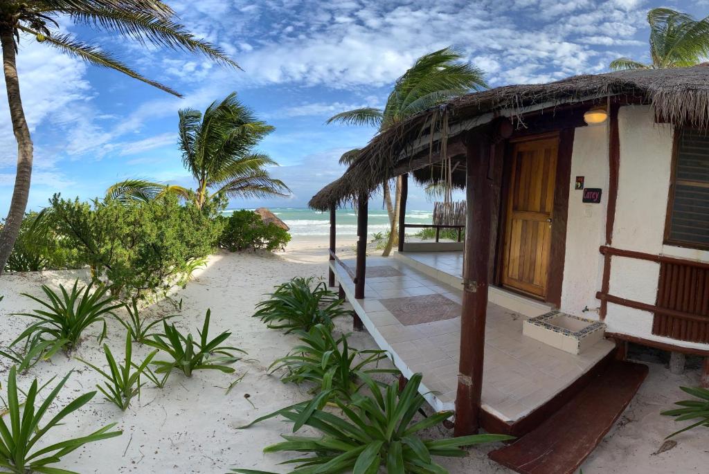 BT Live Tulum located at the party zone — Hotel in Tulum