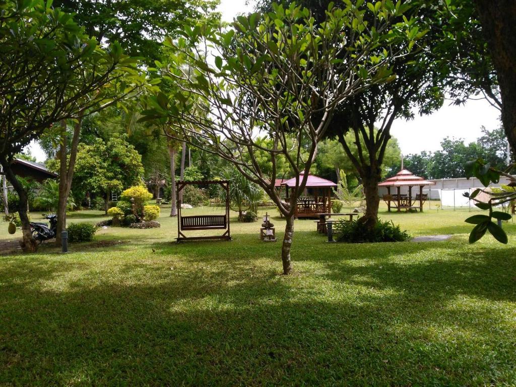 โรงแรมฉัตรแก้ว photo