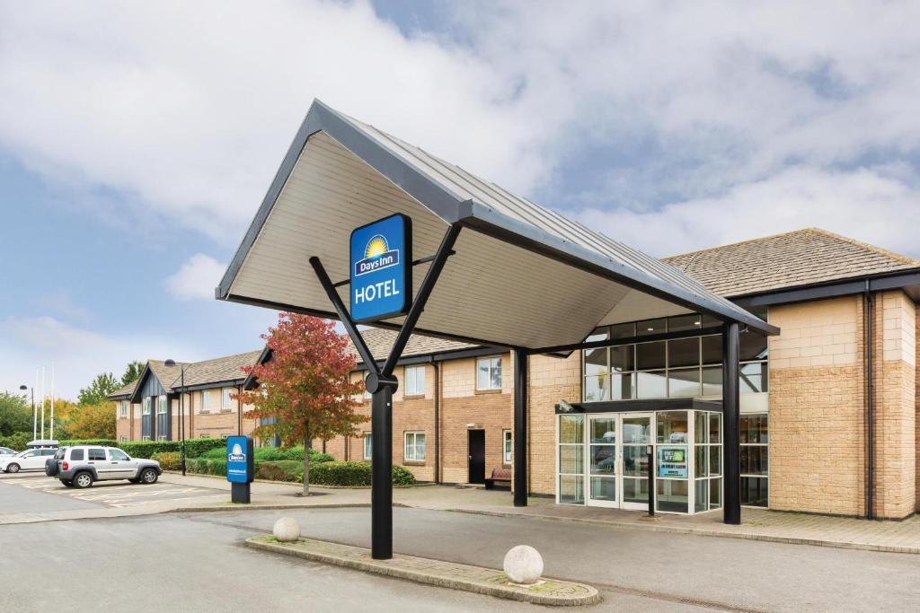 Days Inn by Wyndham Peterborough 전경