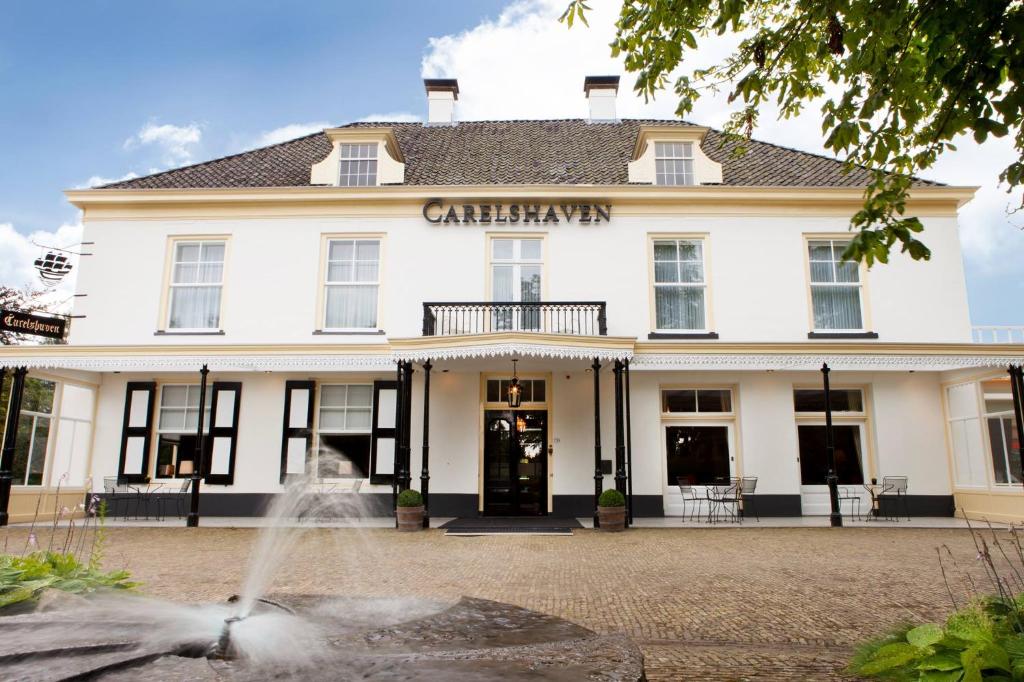 Landgoed Hotel & Restaurant Carelshaven photo