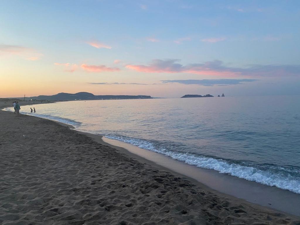 Paraíso Playa de Pals - reformado primera línea de mar con parking - 3