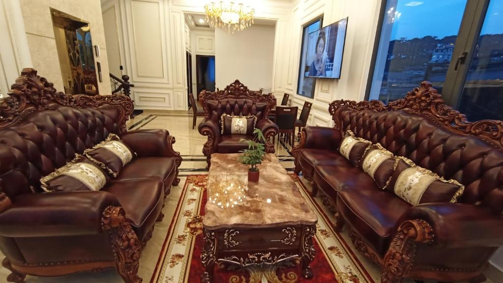 Crown Dalat Hotel photo