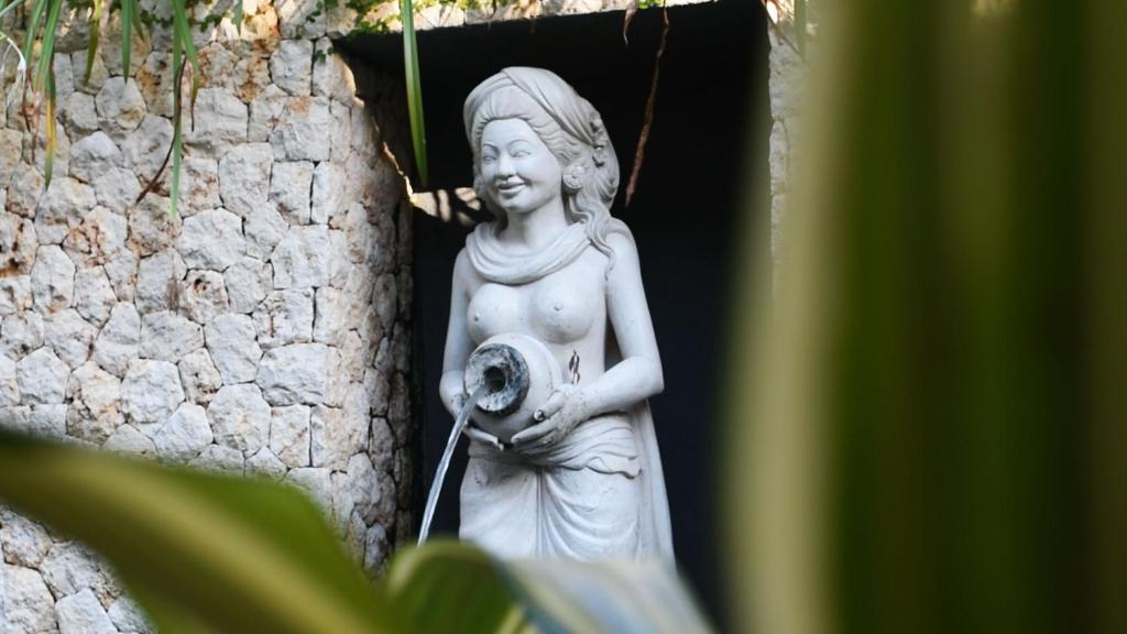 スイミングプール