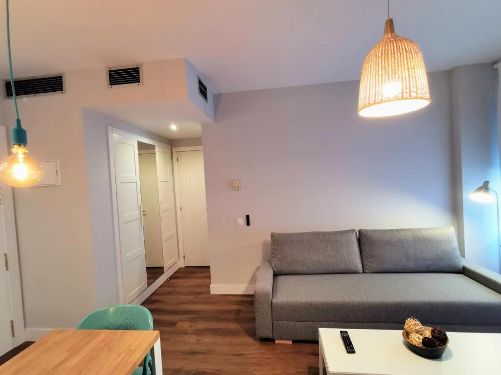 Apartamento RAL5021 en Triana junto al centro - 4