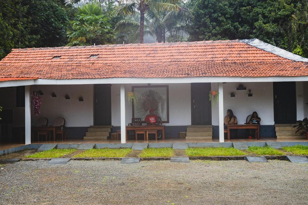 Back To Nest Homestay photo