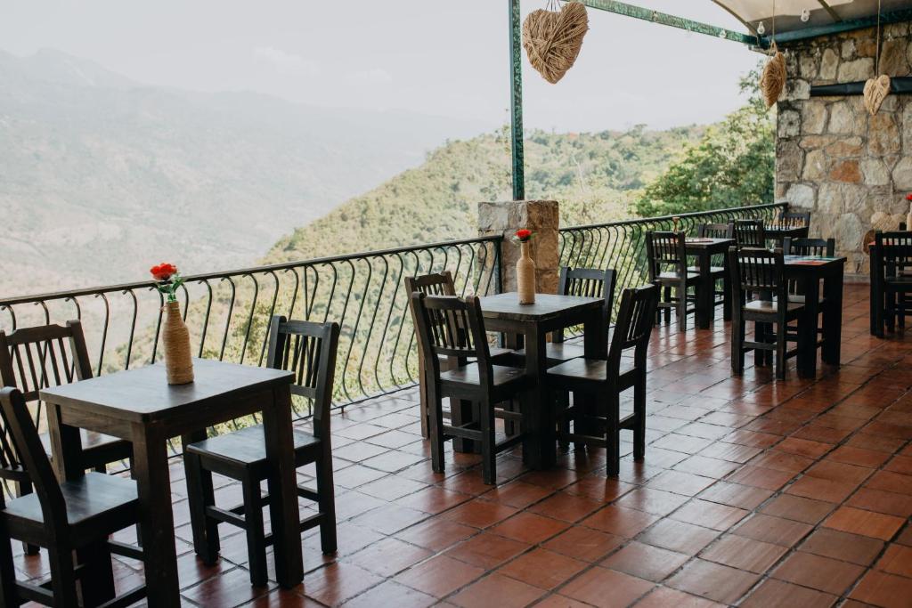 Hotel El Castillo Chinauta photo