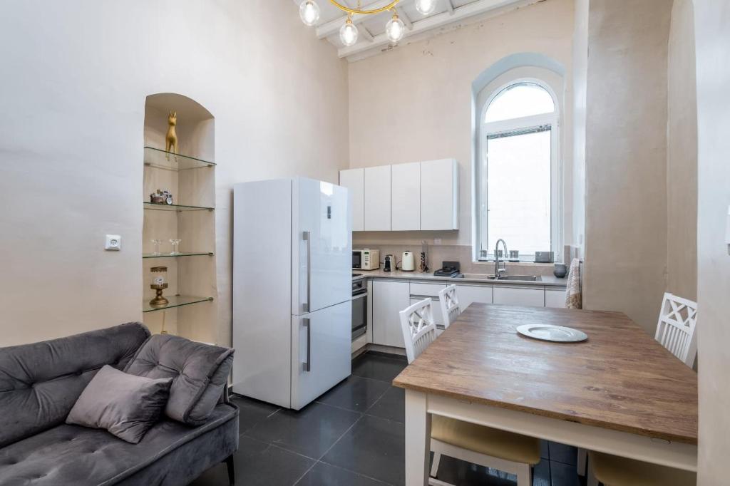 Magical Apartments, in front To Mamilla Mall photo