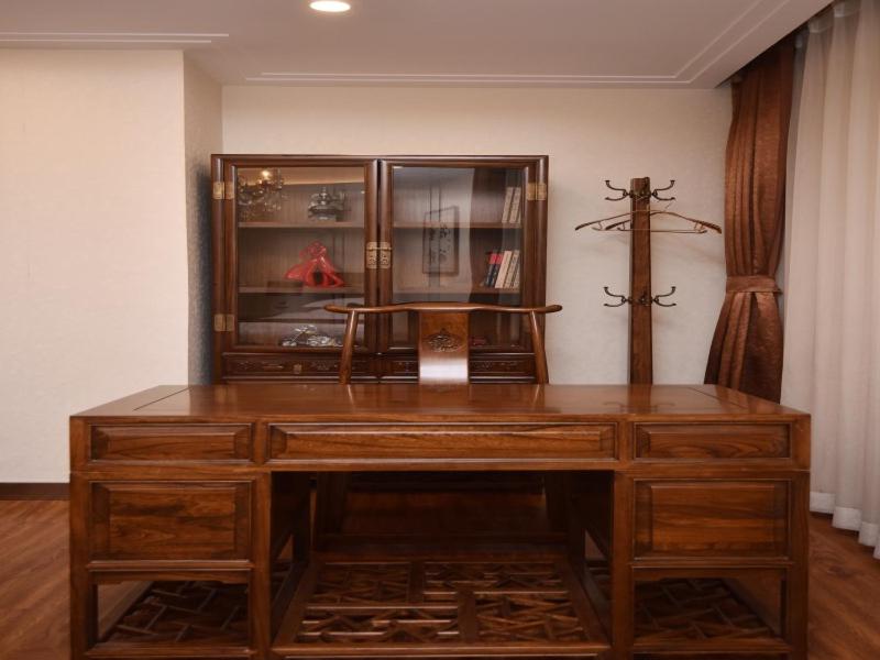 GreenTree Qinhuang Island Railway Station Business Hotel photo
