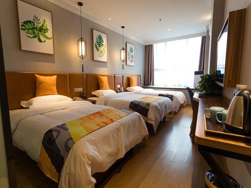 Shell Zhengzhou Zhongyuan Fota Hotel