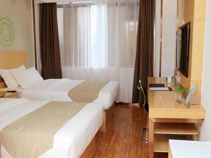 GreenTree Inn Huangshi Huahu Development Zone Daquan Road photo