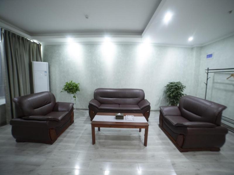 Shell Hotel Chuzhou North Bus Station