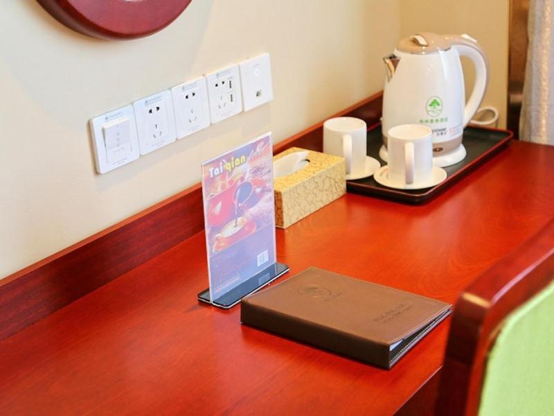 GreenTree Inn  Wuxi New District Hongshan Town Business Square Shell Hotel photo