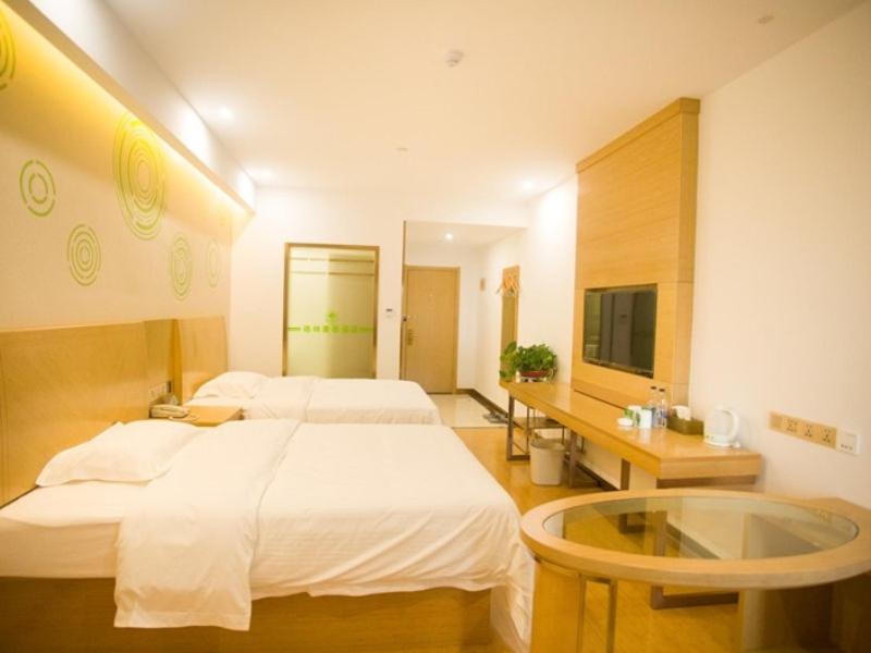 GreenTree Inn Fuyang Linquan County Yiwu Trade City Express Hotel photo