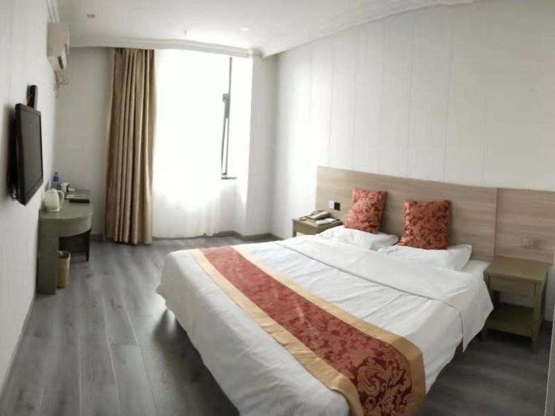 GreenTree Inn Suzhou Huqiu West Chengbei Road Fulin Square Express Hotel photo