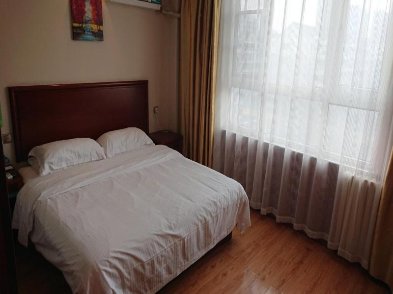 GreenTree Inn Jining Jinxiang Kuixing Road Express Hotel photo