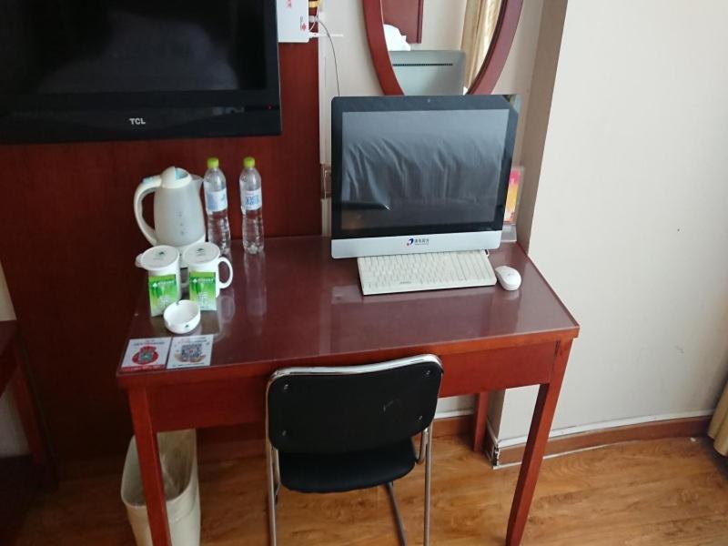 GreenTree Inn Jining Jinxiang Kuixing Road Express Hotel photo