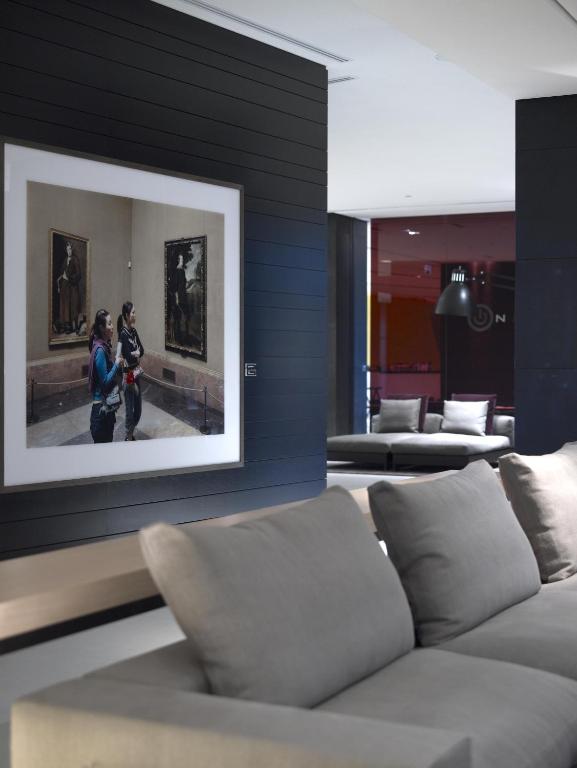 フロント・ロビー