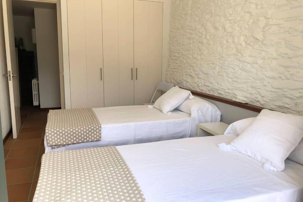 ROQUES - Casa en primera linea de mar en CADAQUES photo