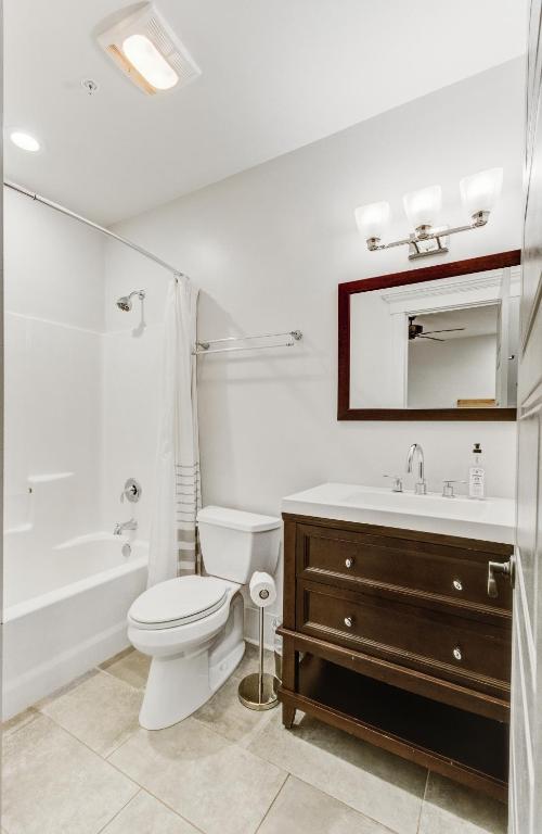 493 King Two Bedroom Suites photo