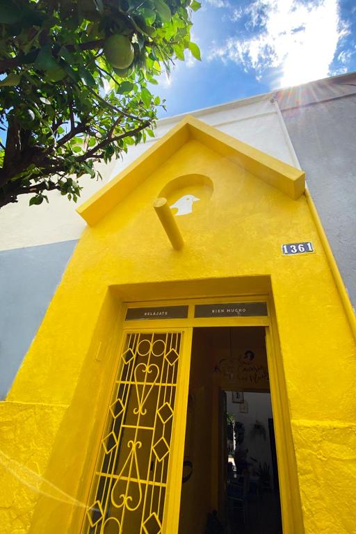 Casa Canario Hostel - 1